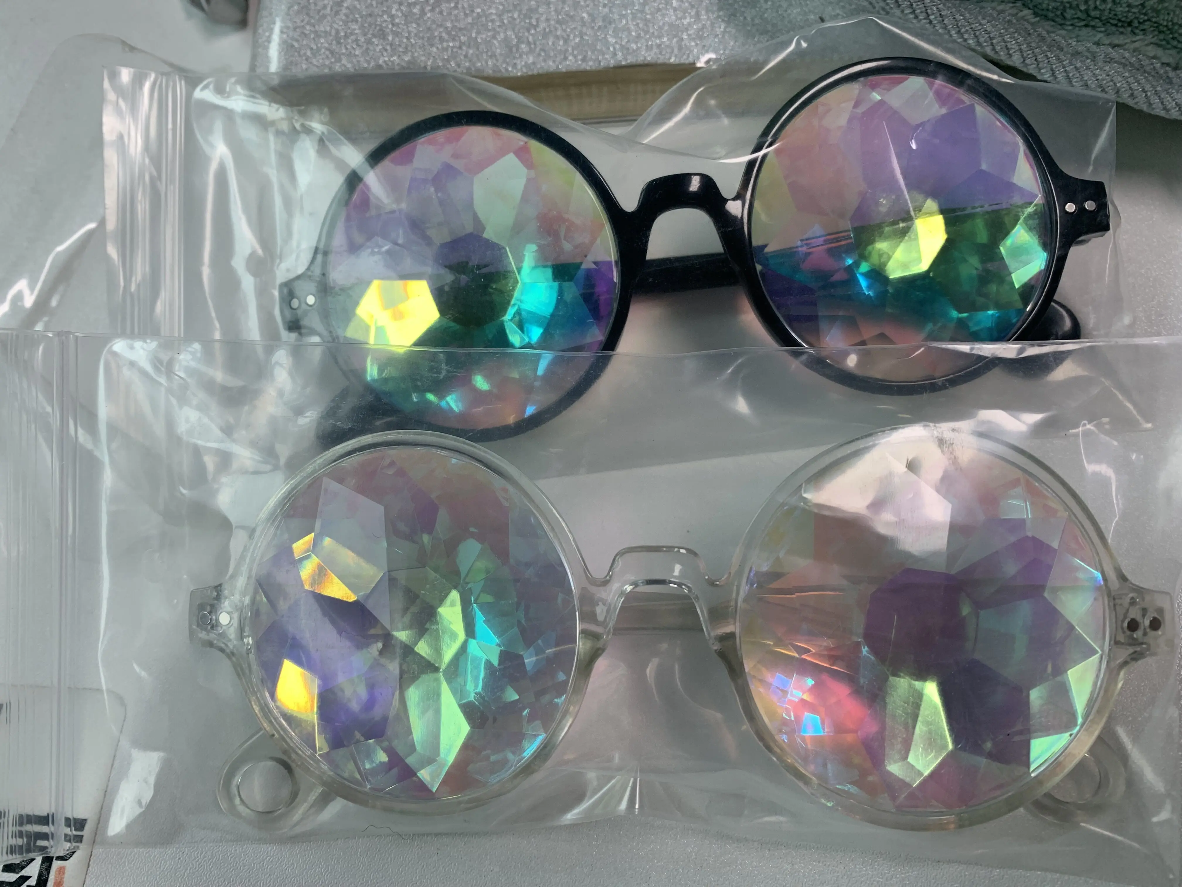 C1410 Round Kaleidoscope Sun Glasses - Retro Rave Festivals display picture 1