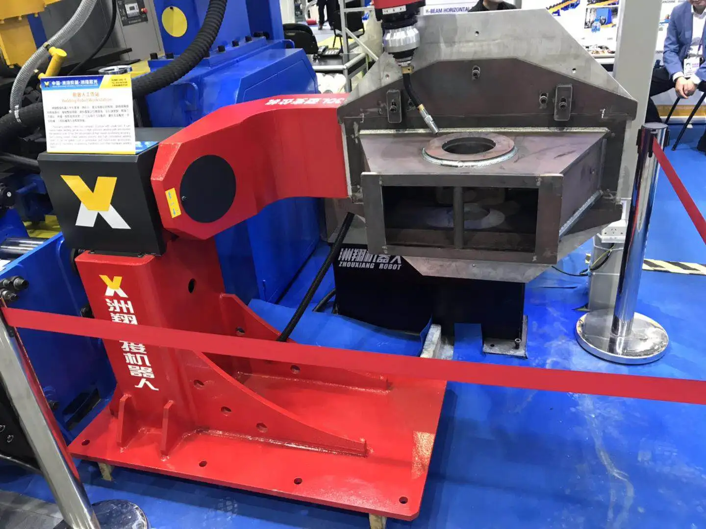FANUC Dual Axis Robot Positioner L Type Arc Welding Robotic Positioner 300KG 450mm