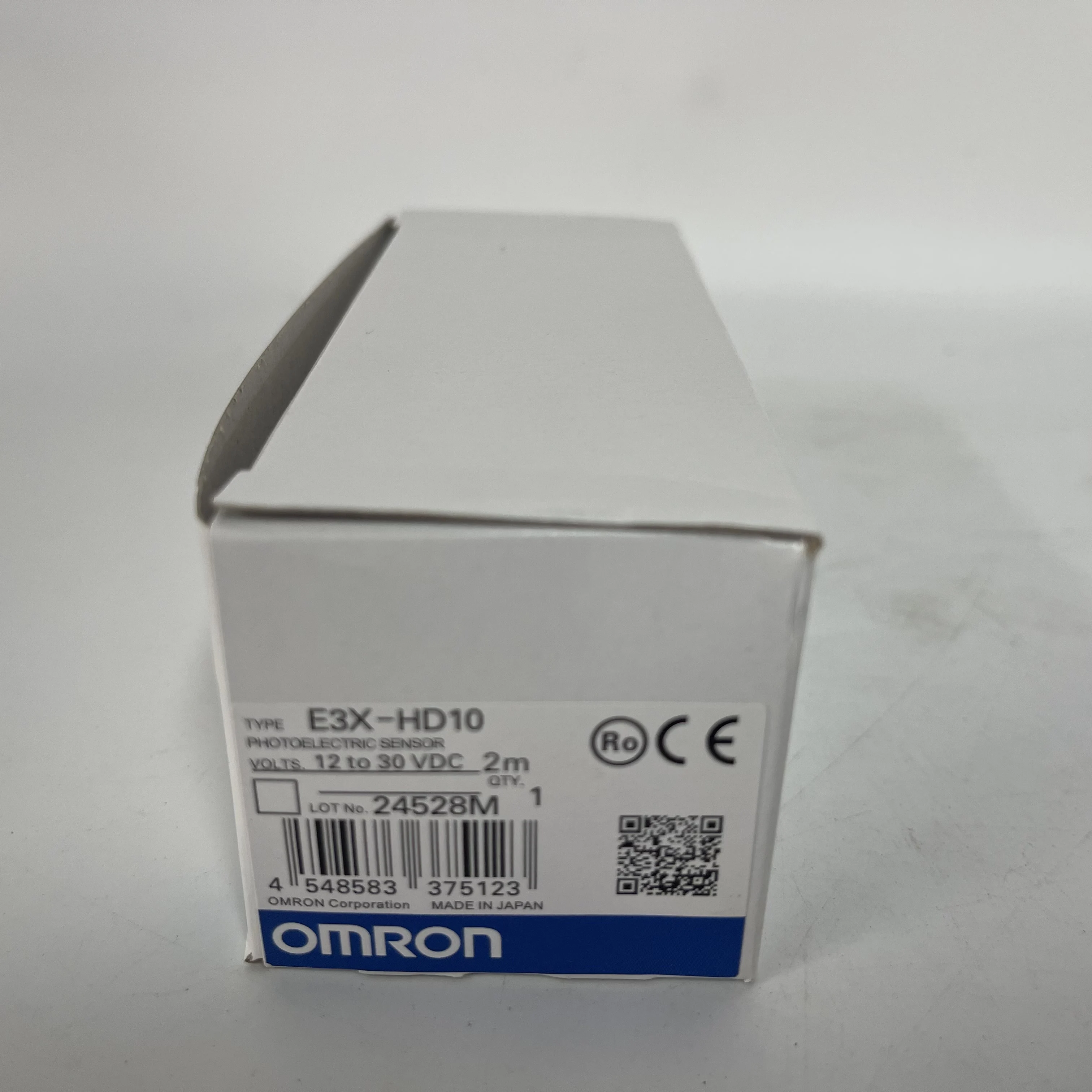 Omron Photoelectric Sensor E3X-HD10