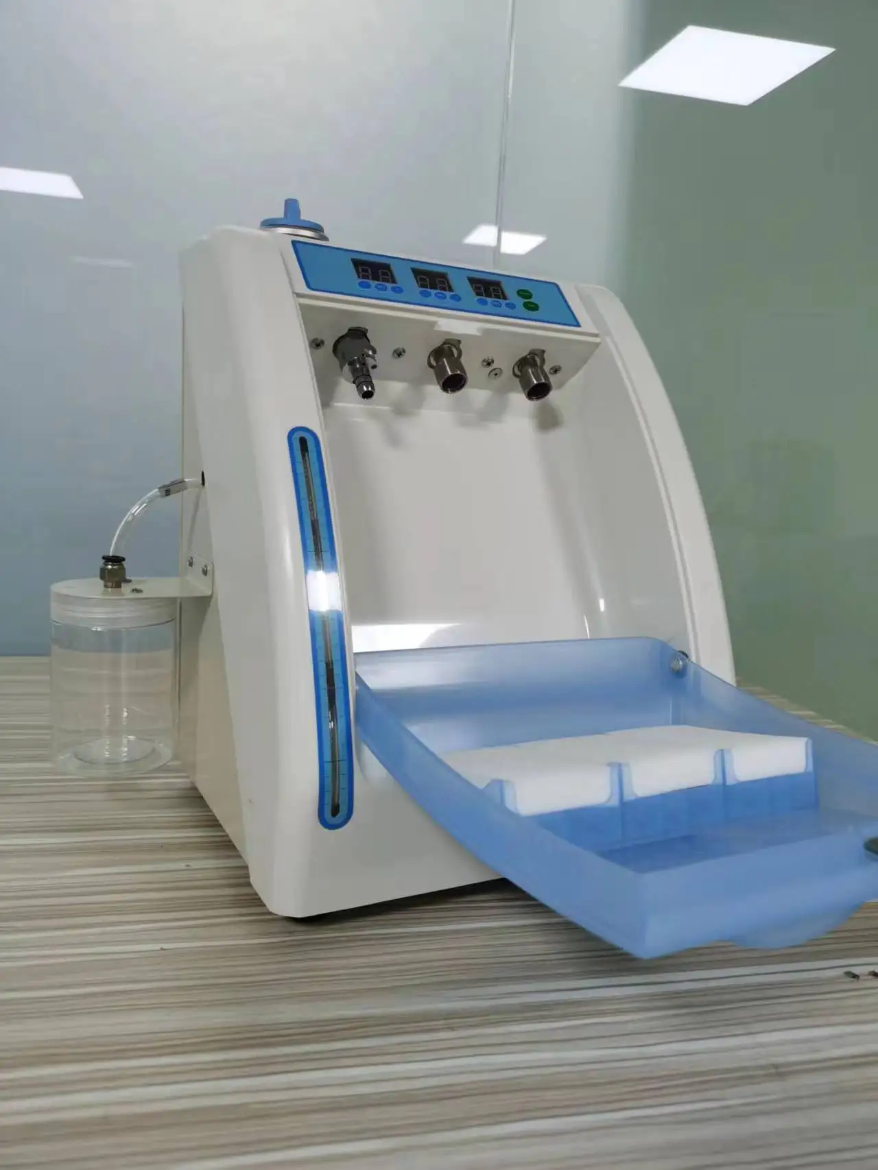Machine De Nettoyage Et Lubrification Pour Pièces à Main Dentaires – Poids 7 Kg, Neuve