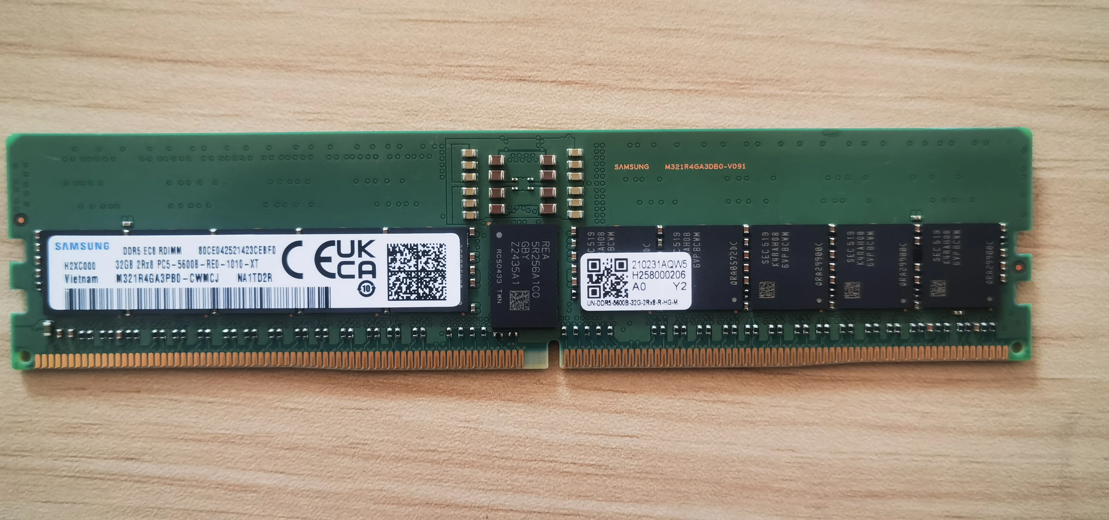 SK hynix 16GB 16G 1Rx4 PC4-2400T-RC2-11 DDR4 2400MHz Server Memory