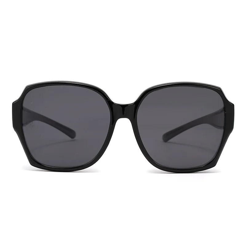 TR90 Frame Women Oversized Square UV400 Protection Polarized  display picture 1