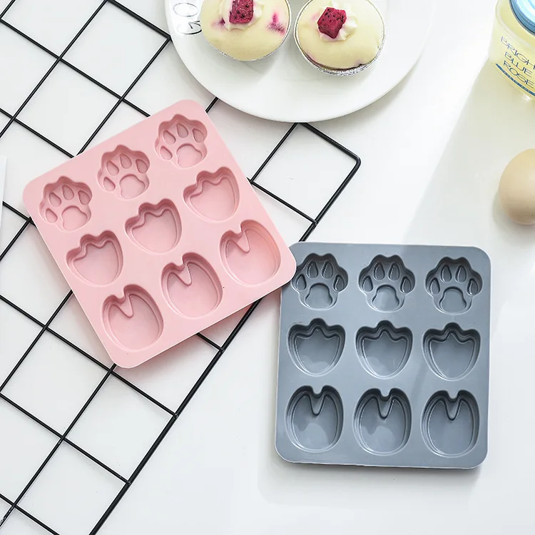 paw print baking mold