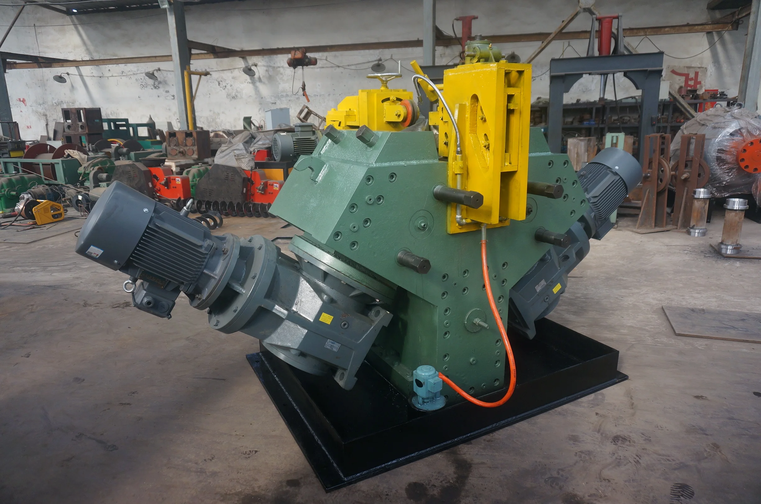 Most Welcome Spiral Helix Blade Forming Machine with Motor 33KW Power CE Certified for Screw Conveyor Production
