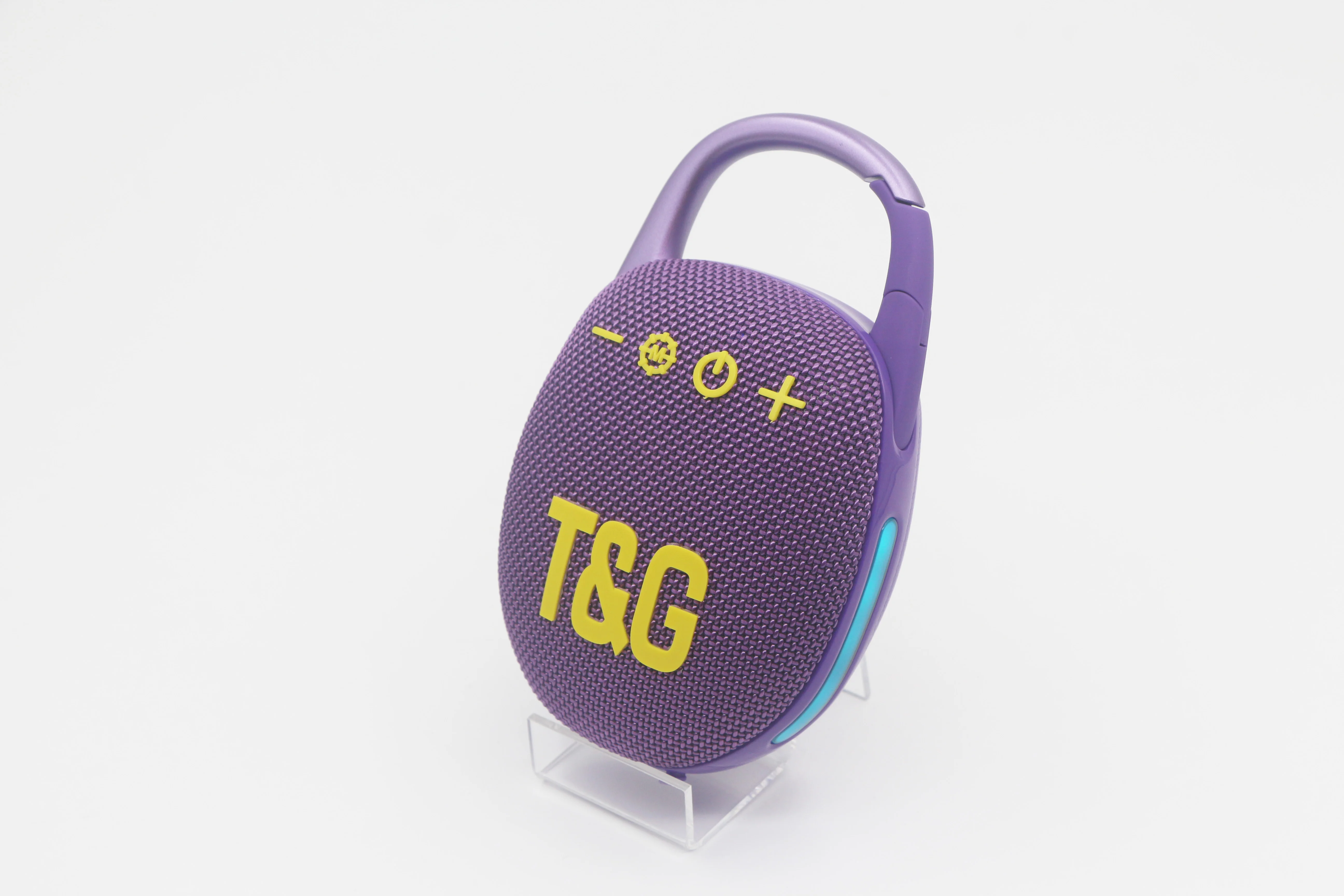 TG-447热卖便携式低音炮超低音无线蓝牙扬声器调频收音机支持TF/USB织物有源RGB灯扬声器