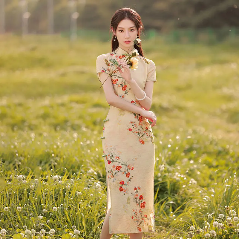 Female Qipao Mandarin Collar Short Cheongsam Vestidso Elegant Chinese Dress  Gold Flower Novelty Evening Party