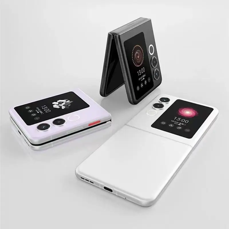 ZTE Nubia Flip 5G - 6.9