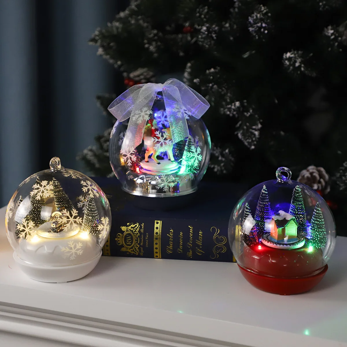 Christmas glass ball snow inside ornaments with snowflake red and white rotatable base