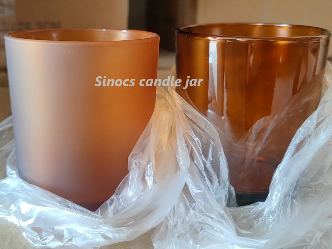 White and Black Matte Colored Spray Glass Candle Jar With Wood Metal Bamboo Lid for Candle Making