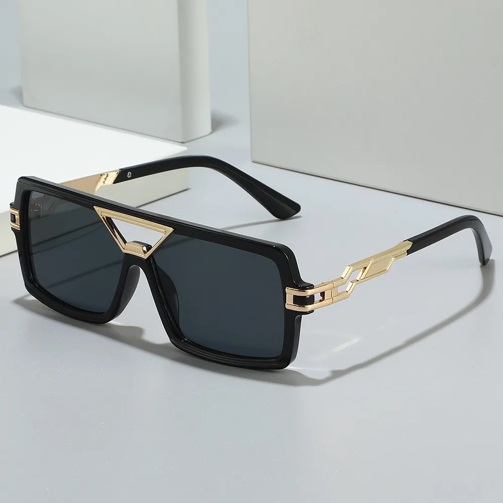 Vintage Classic Oversized Men Women Sunglasses - Anti Blue Light display picture 2