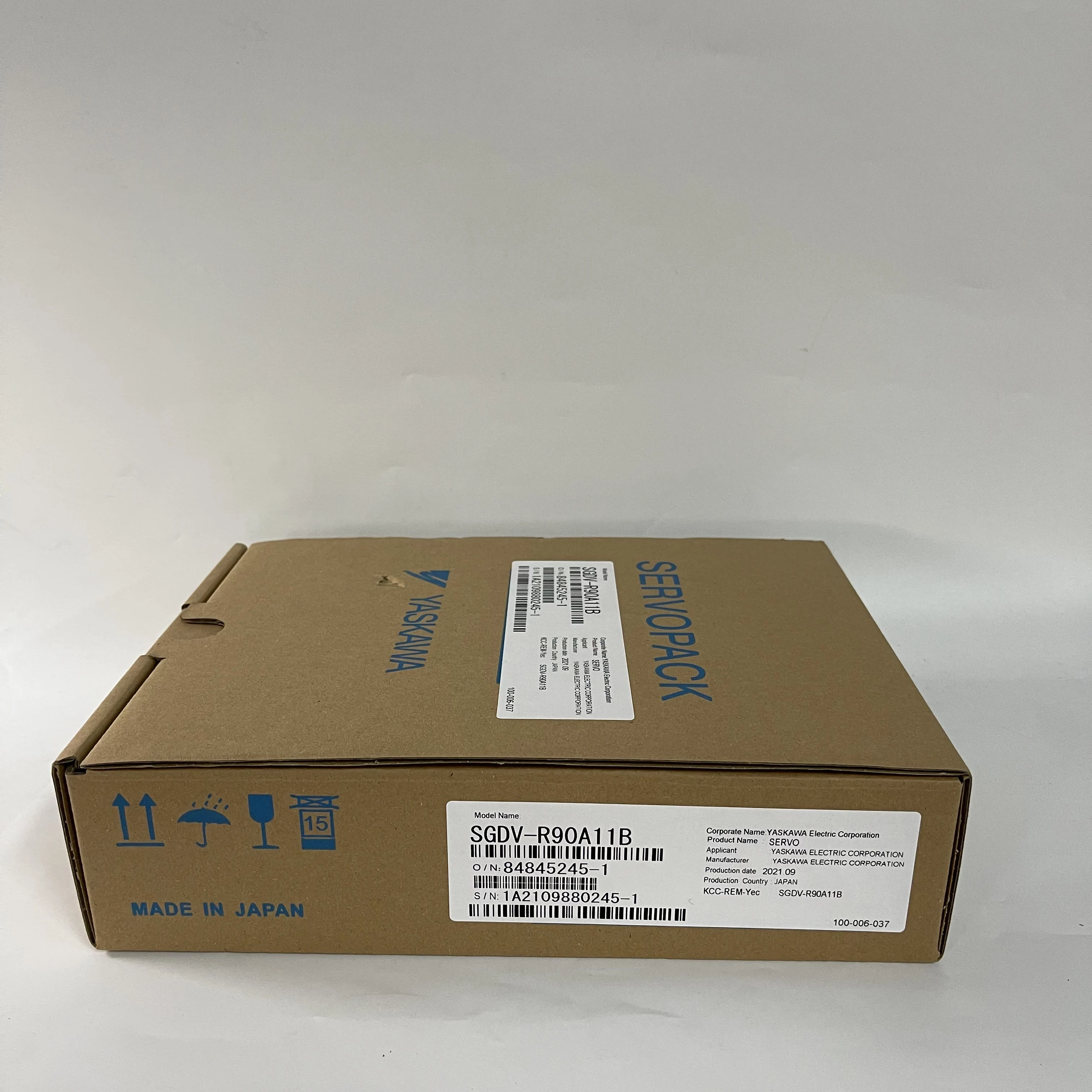 Yaskawa Servopack Servo Drive SGDV-R90A11B Yaskawa Servopack Servo Drive SGDV-R90A11B