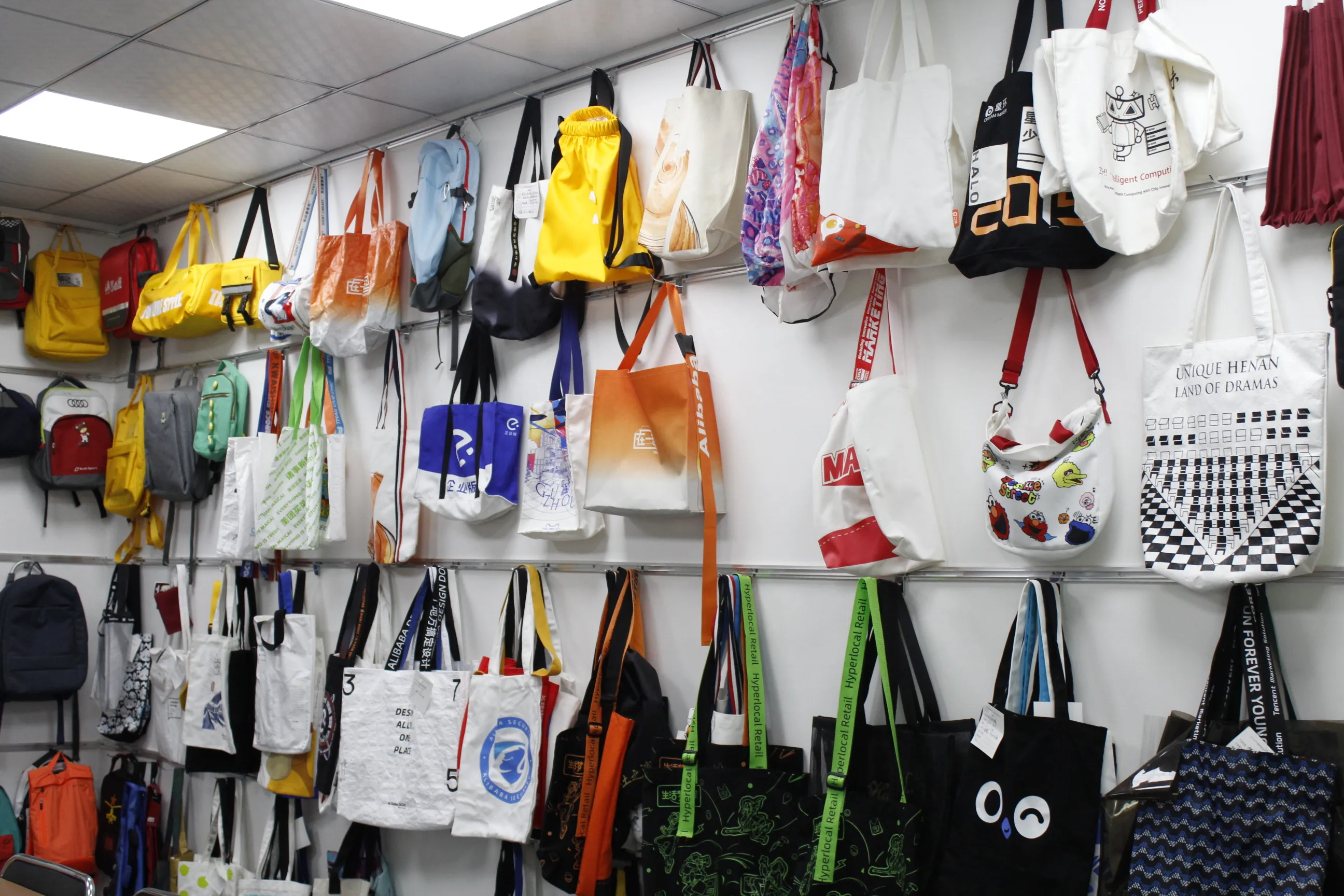 Shenzhen Dcmd Cultural Goods Co., Ltd. 1