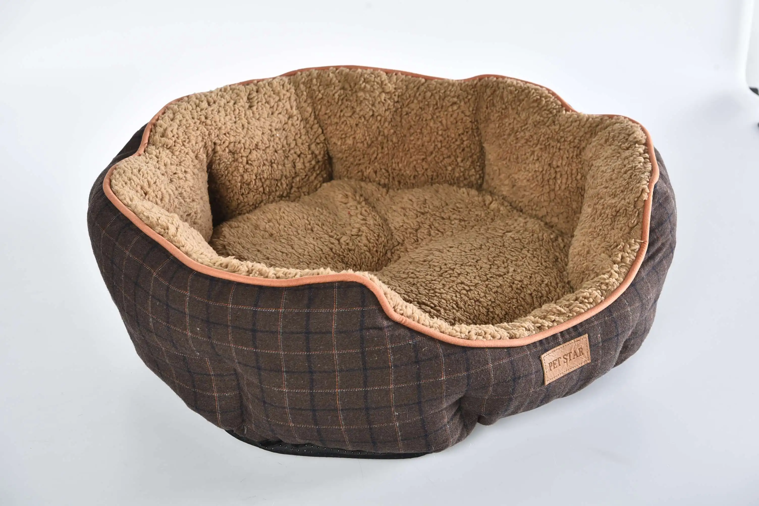 Wholesale Customizable High Quality Warm Classic Style Plaid Cat Dog