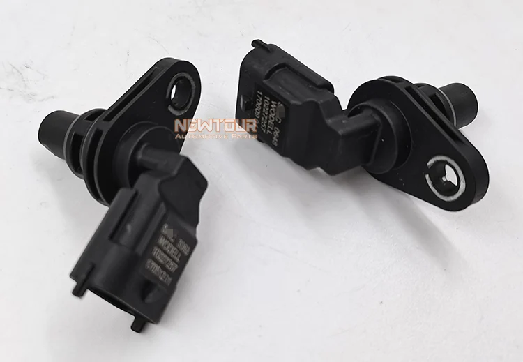 KZM品です Nissan Genuine Speedometer Pinion 32702-33G18 D21 Pickup
