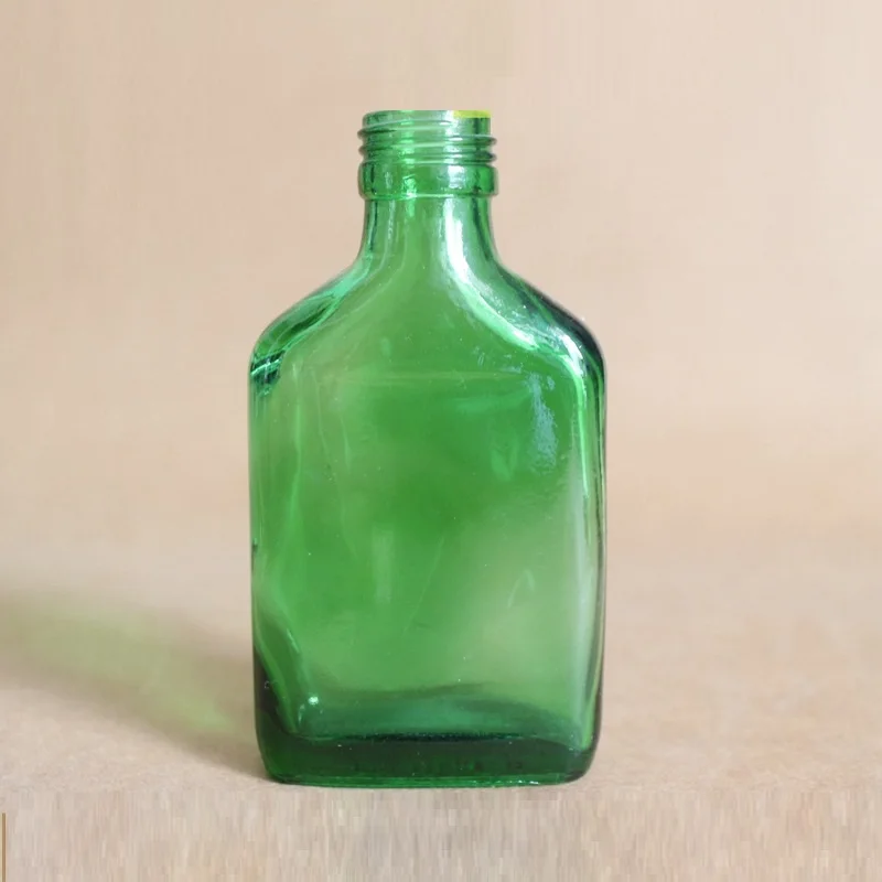 Wholesale Green square Mini Bottles Wine Cold Brew Beverage Juice Bottle Glass Bottles for Vodka in Ukraine