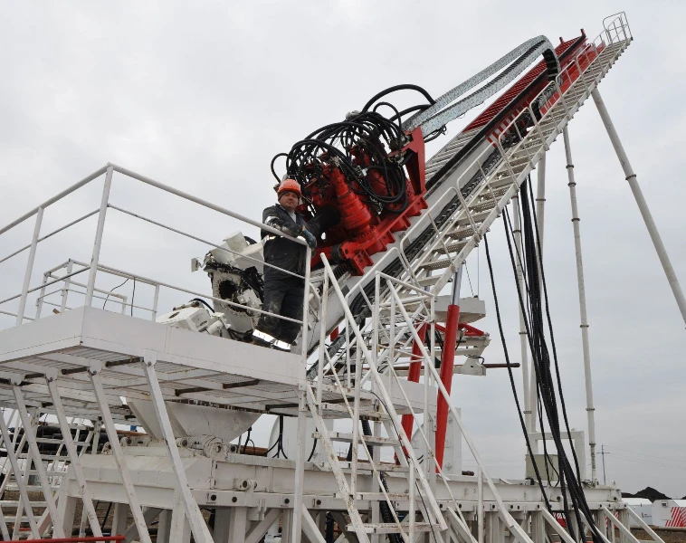 Forward Rx250x900 Hdd Rig Horizontal Directional Drilling Machine  Trenchless Directional Drilling Machine