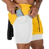 Pantaloncini da uomo gialli e bianchi