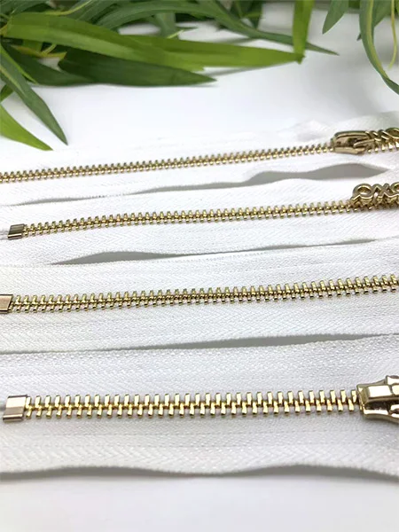Hengda Factory Customized Zipper Golden Brass Closed End with Slider   Closed End Zipper 20 cm #5 Gold Plated Zipper