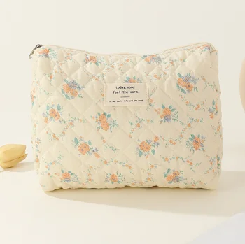 Fashionable Travel Makeup Pouch Floral Makeup Bag Travel Portable Zipper Cosmetic Bag For Women