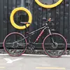 Ruota a raggi nera a 21 velocità