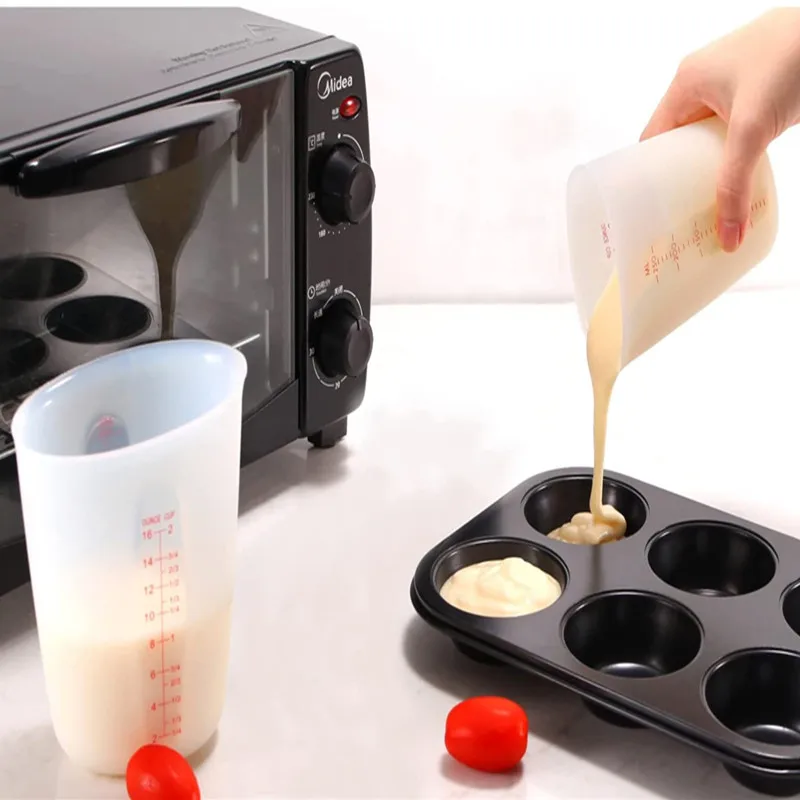 Wholesale Hot Selling 3 PCS Silicone Measuring Cups, For Cooking
