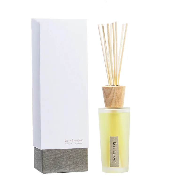 product customized wholesale luxury reed diffuser home decoration essential oil diffuser perfume glass bottle reed diffuser gift set330-7