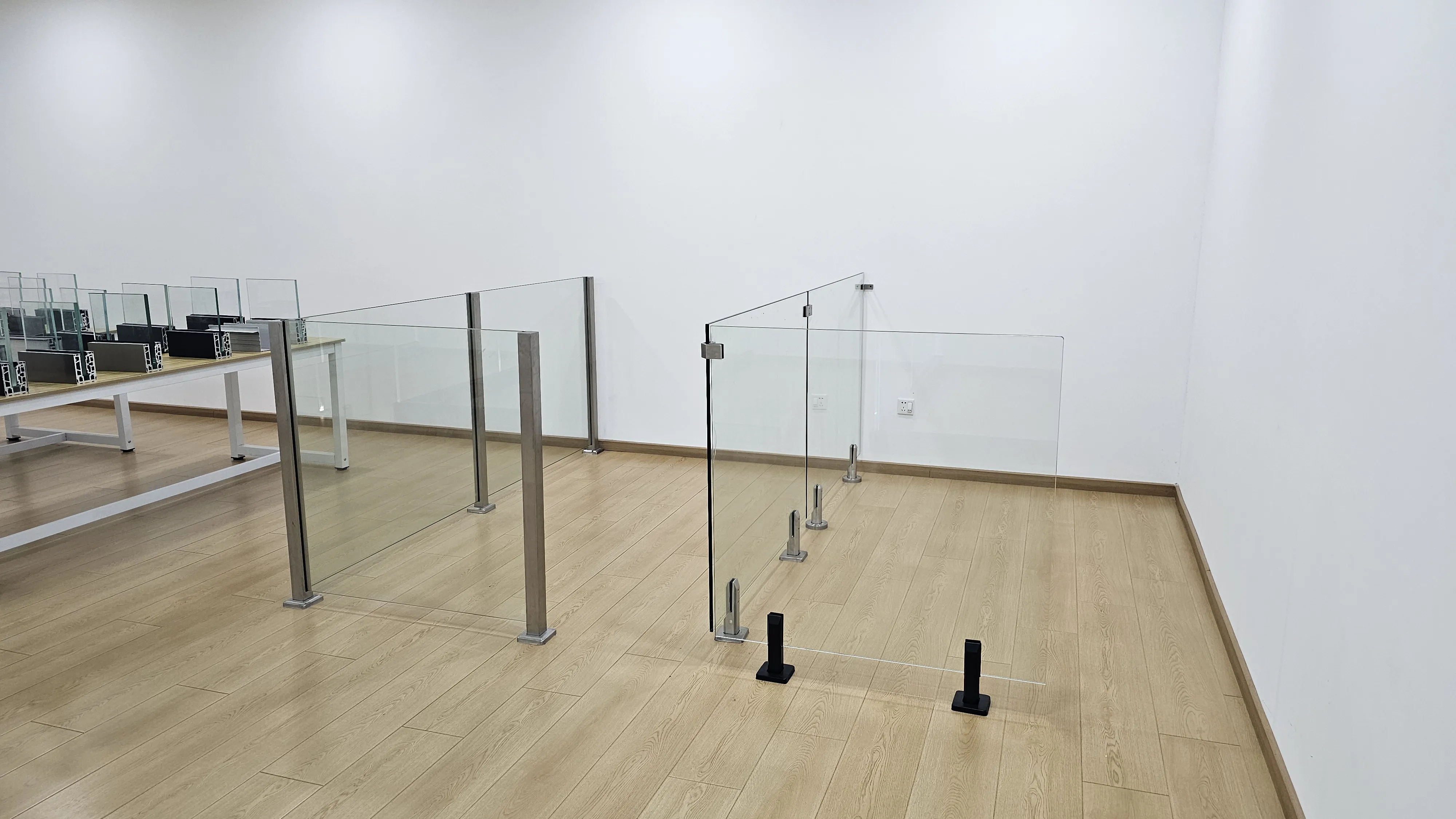 Unbreakable Glass Railing - Durable and Stylish Solutions