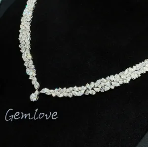 IGI-certified lab-grown Marquise Cut diamond 18K gold necklace, fashionable and trendy for women, suitable for everyday wear