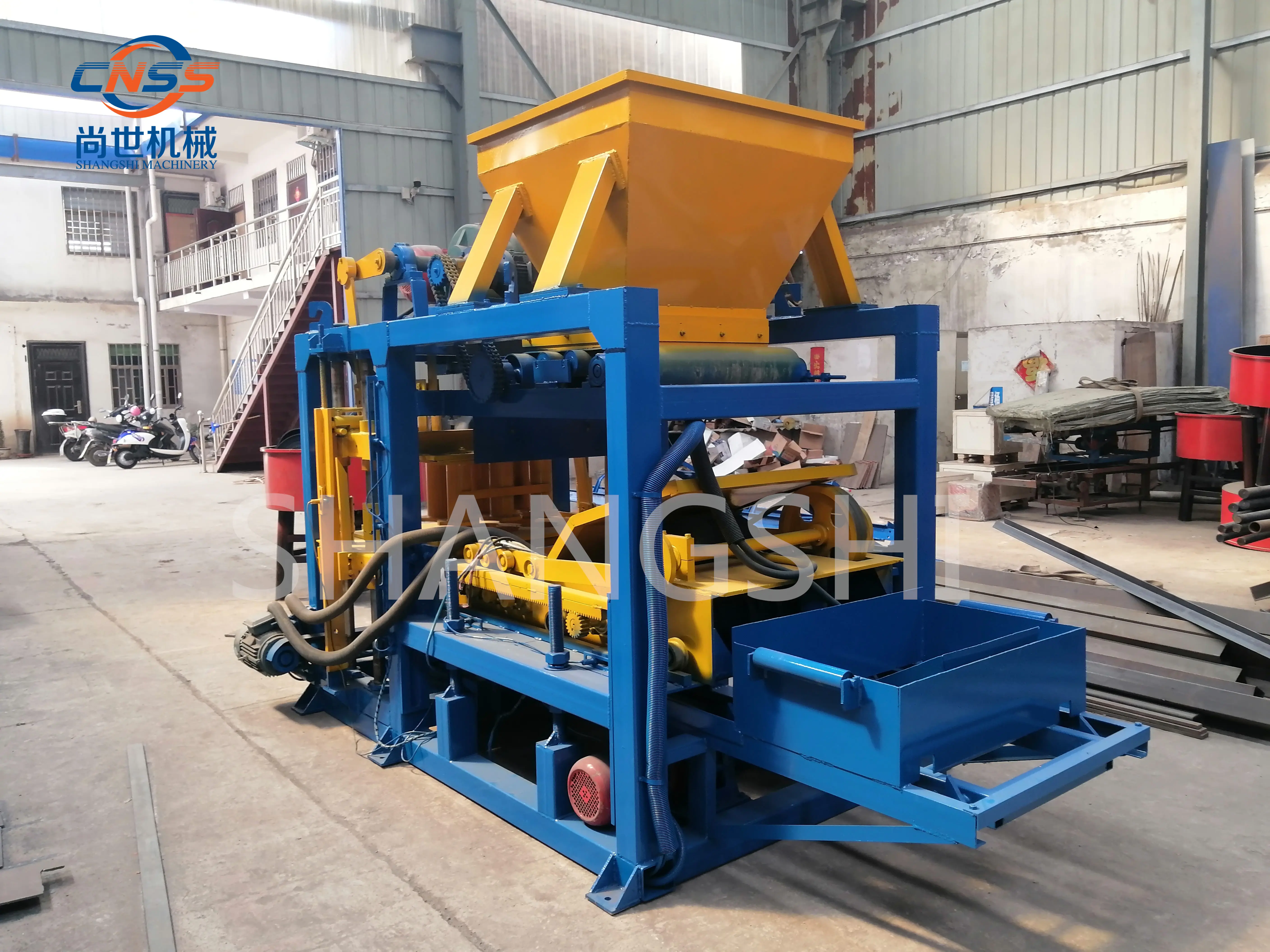 コンクリートおよびシンダーブロック中空ブロックホーロー成形機