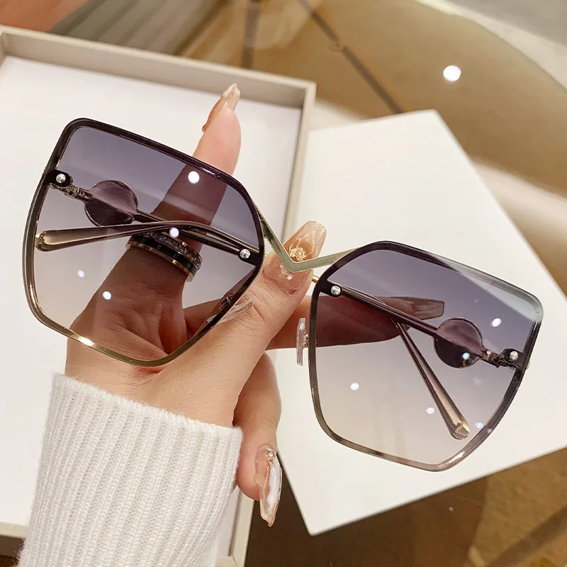 Gorgeous Polygon Pearl Women display picture 1
