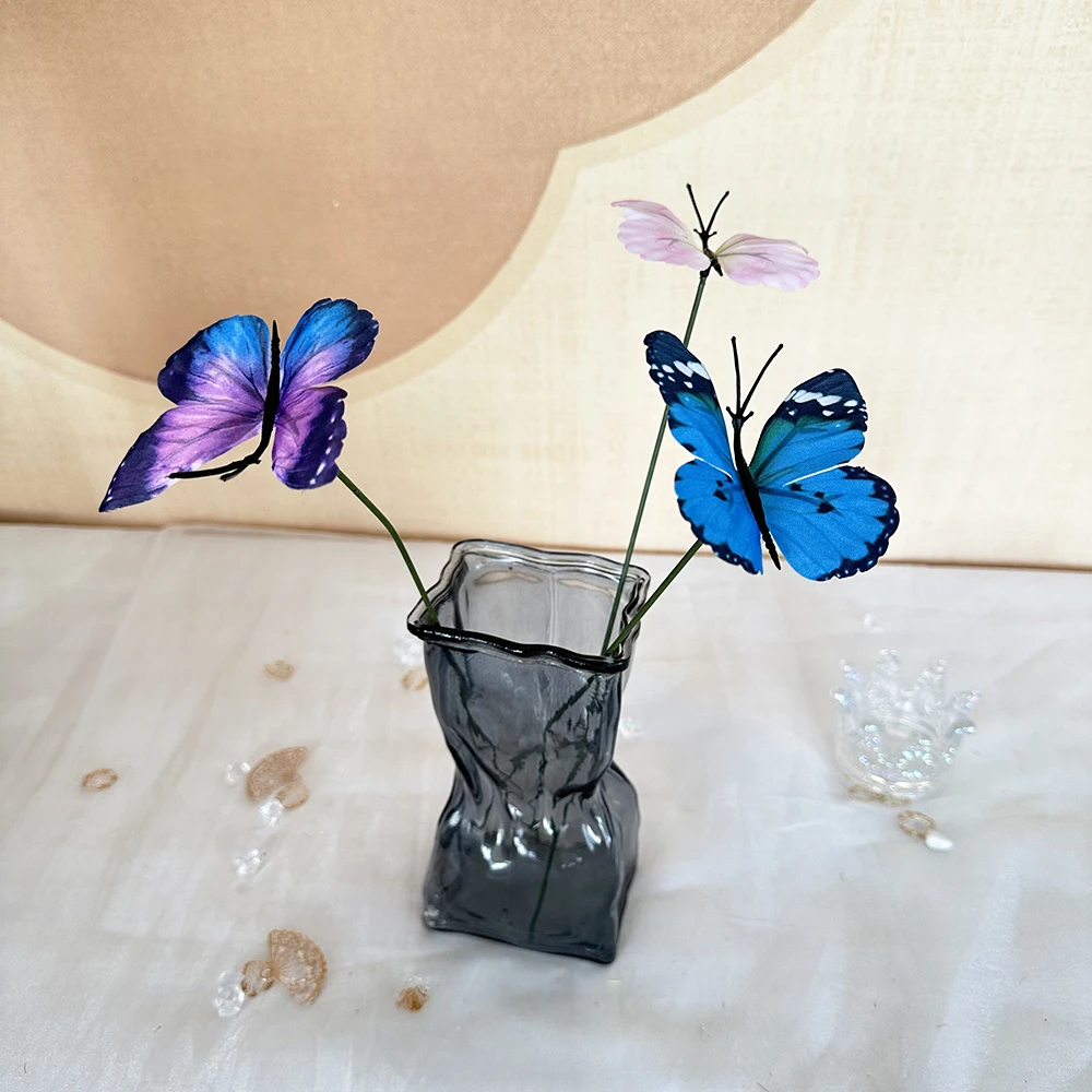 Hot Sale Small Mouth Dry Glass Vase with Pleated Colorful Waist Creative Lucky Bag for Desktop Decoration Transparent Glaze Type