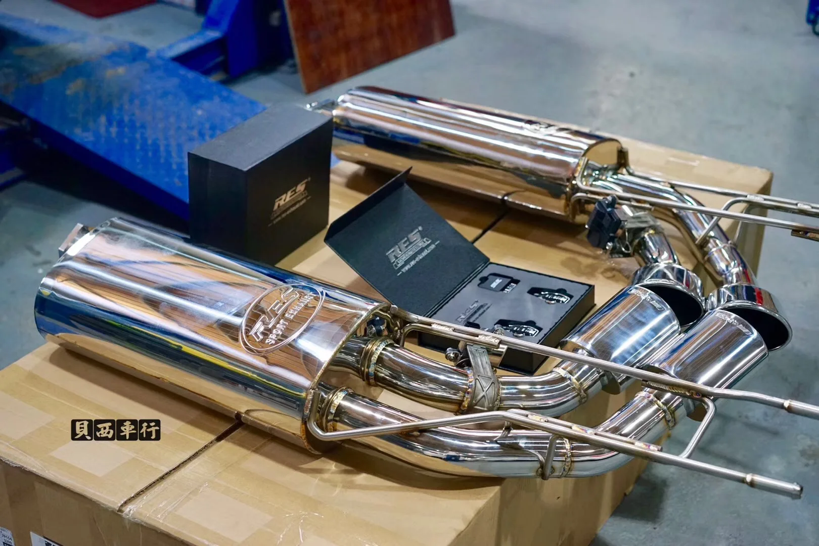 Exhaust System Variable Valves Muffler System With Quad Tips For