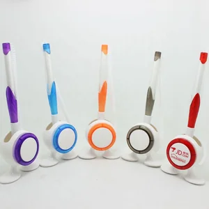 Hot Selling Fashionable Desk Holder Chain Bank Pen Table Ball Pen Promotional Ball Point Pen with Stand