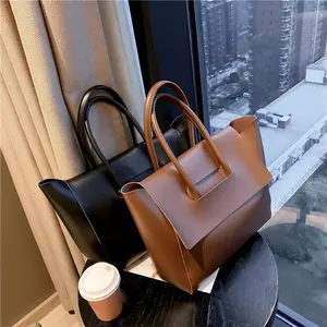 Tote Women's Bag New Portable Versatile Retro Large Shoulder Bag for Women Shopping