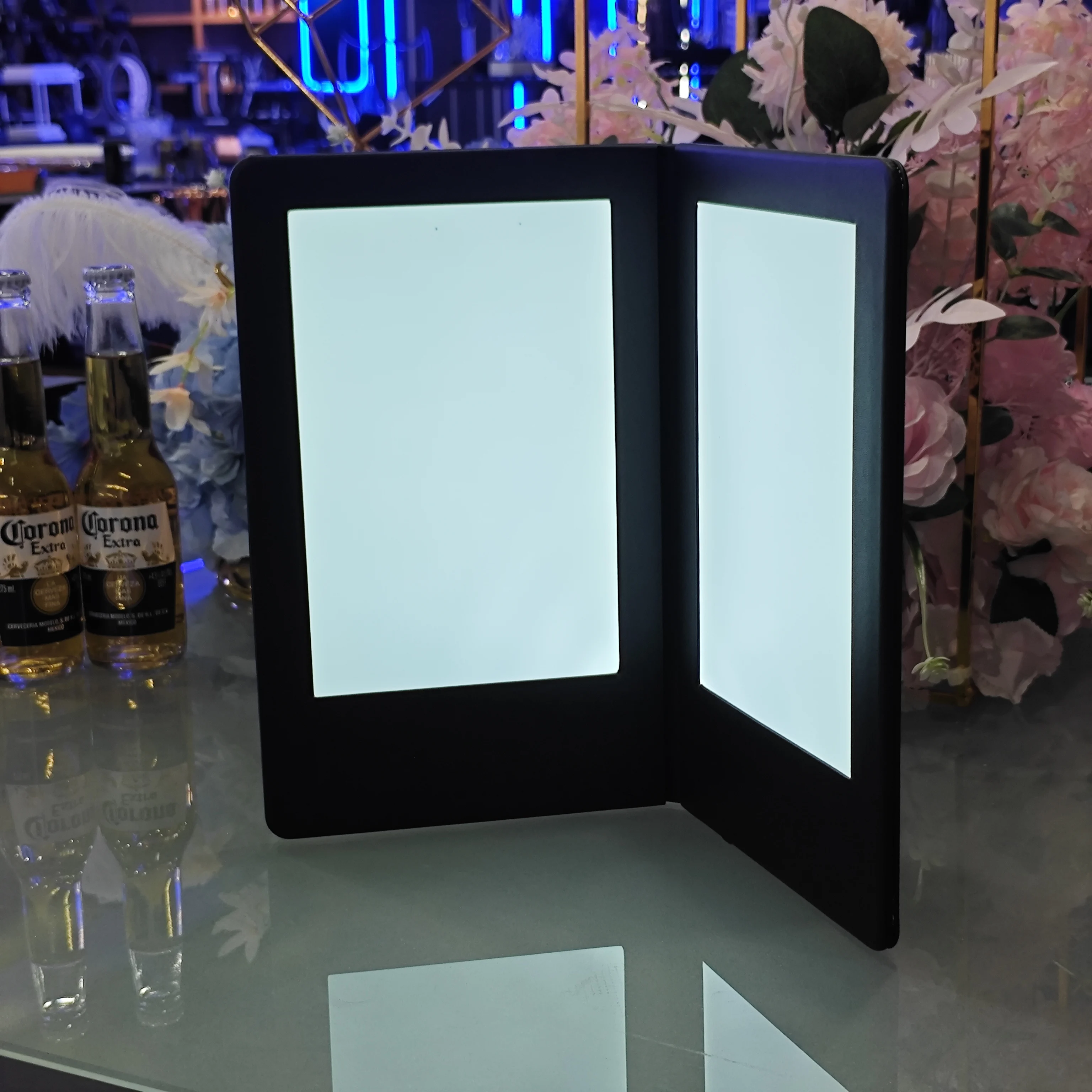 White Acrylic Square Buffet Risers with 5 Riser + 5 Tray Capacity for ...