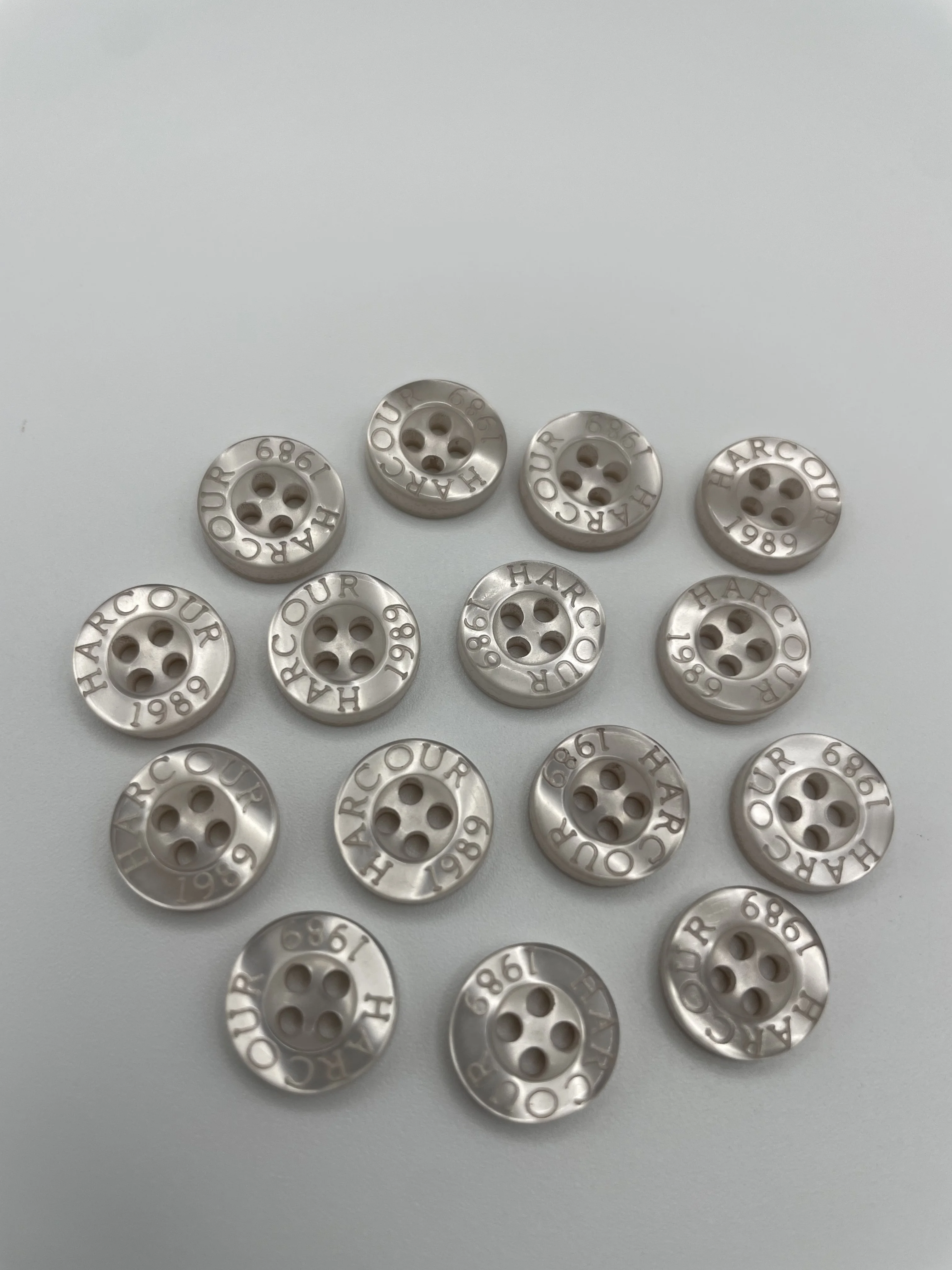 300 Pièces Boutons En Résine Boutons Avec Boîte De Rangement