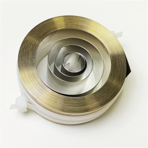 Большая спиральная пружина из нержавеющей стали