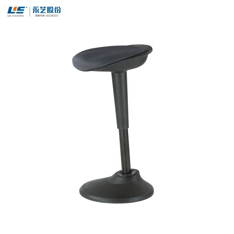 Офисное кресло с регулируемой высотой и углом наклона 360