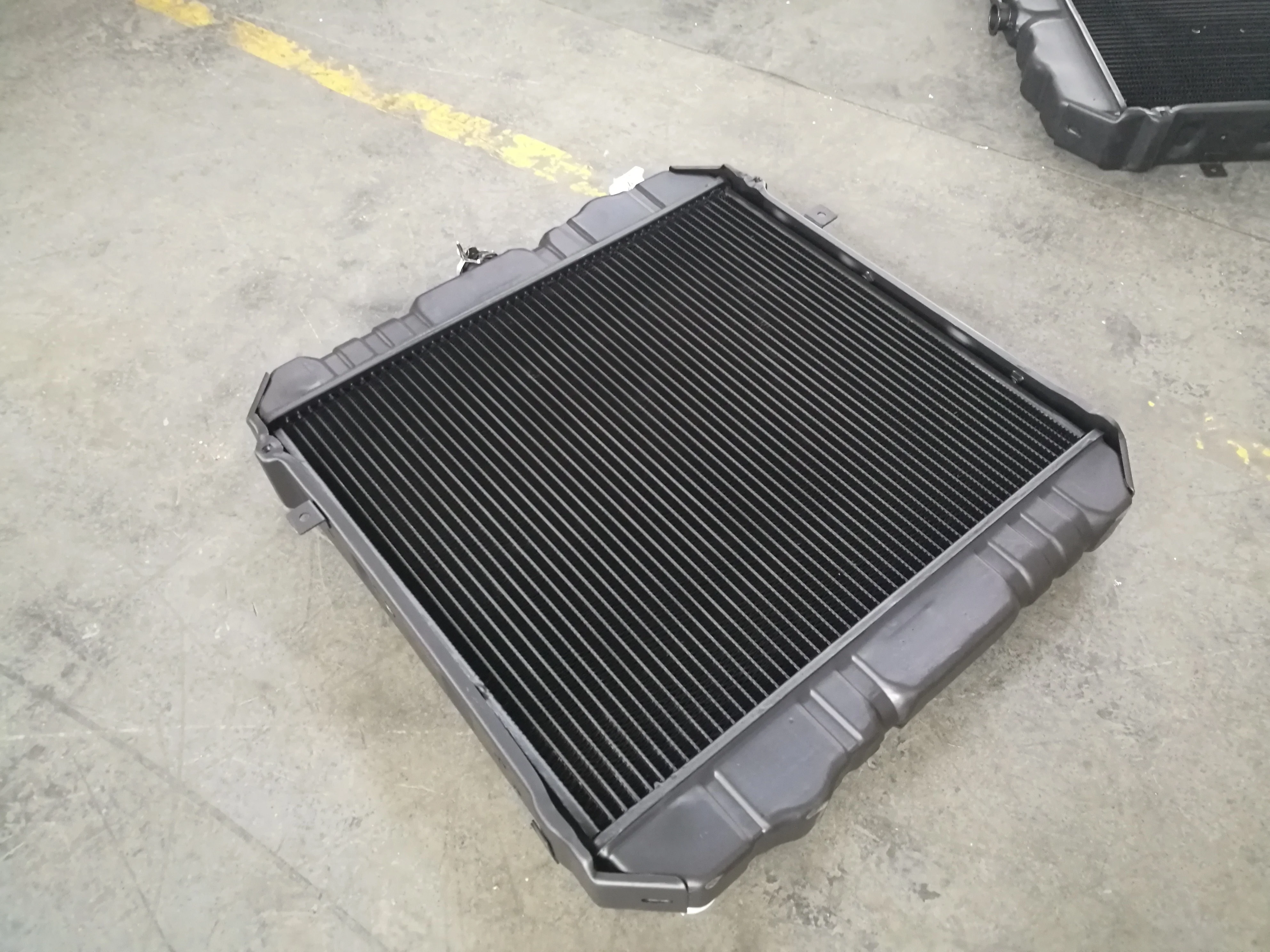 Cooling System Copper Radiator Truck Radiator for DAIHATSU DV58 DV99 ...