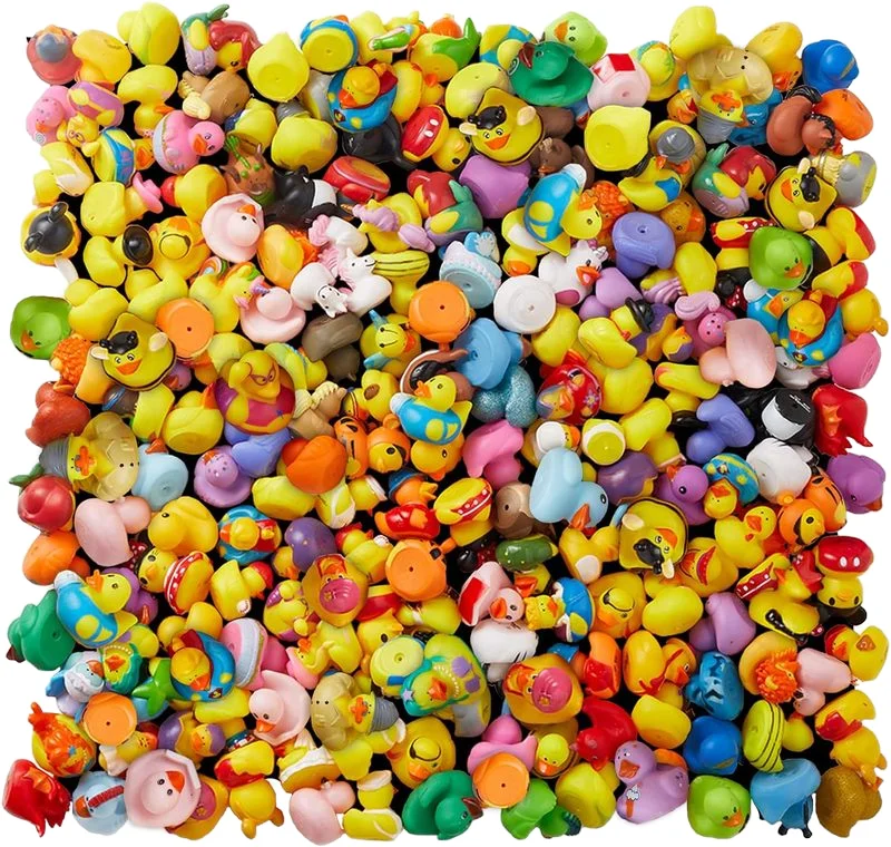 Promotional Floating Race Animal Bath Duck Printed Vinyl Baby Novelties Toys Squeaky Bath Bulk Rubber Ducks for Bathroom Use