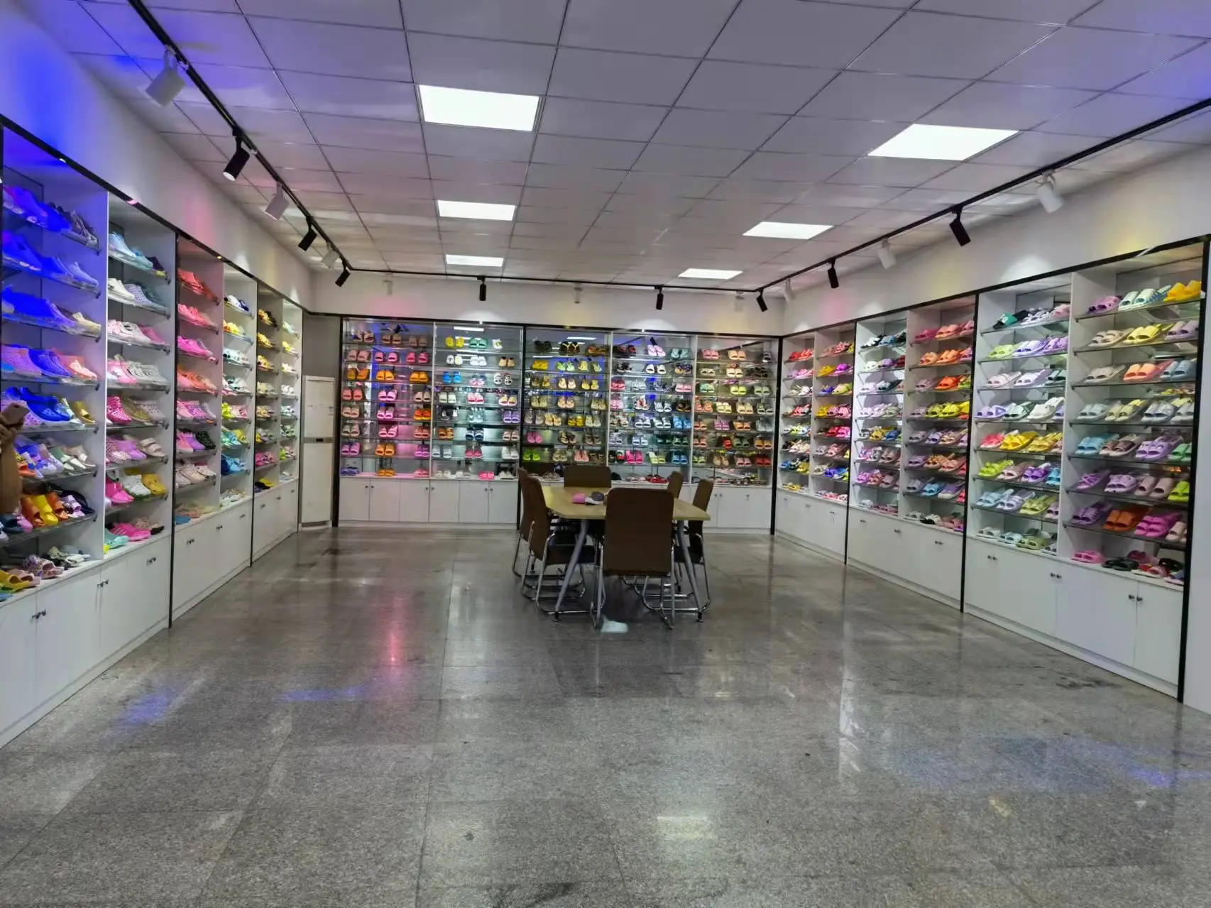 Dongguan Kingtour Technology Co., Ltd.