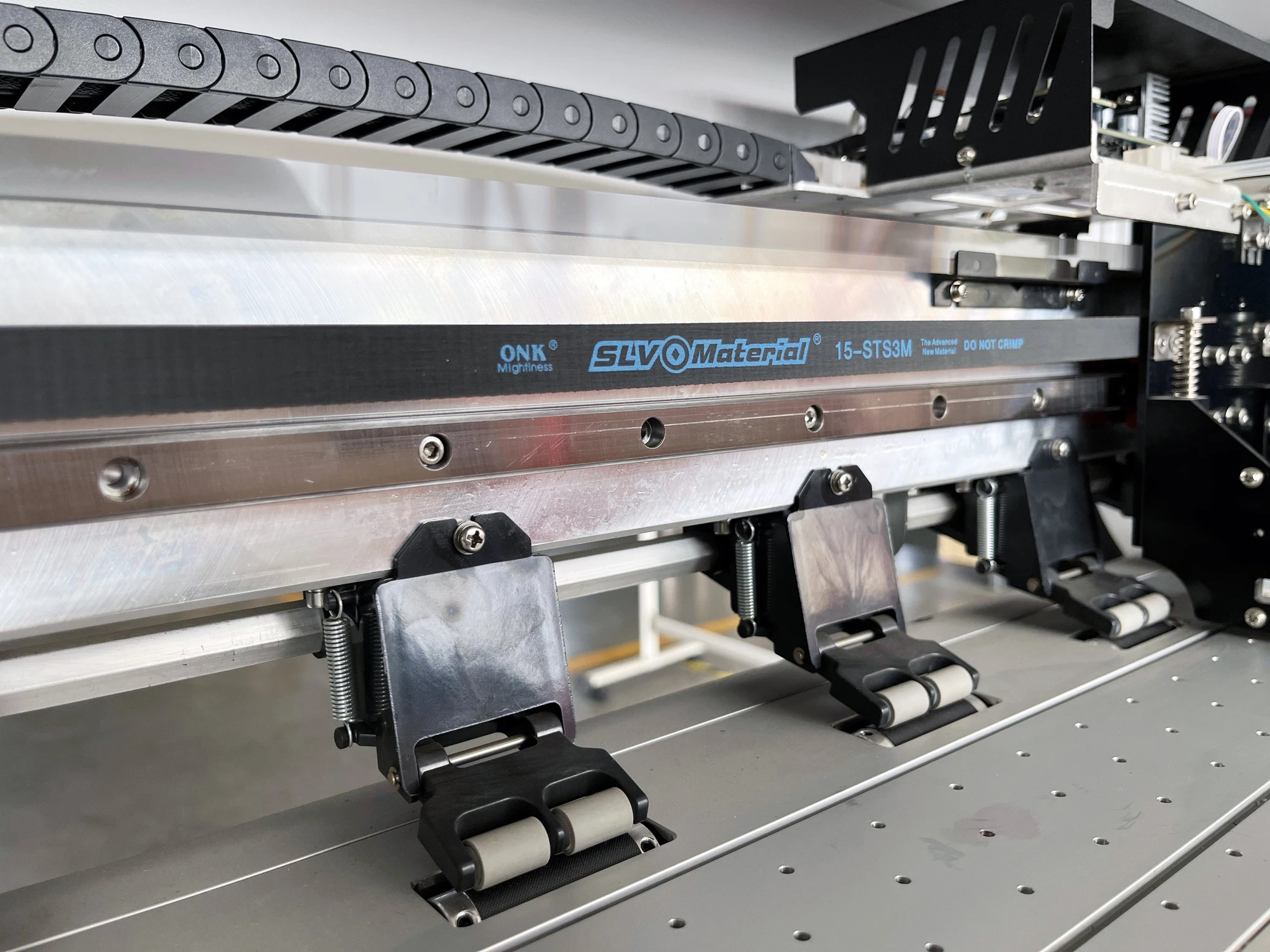 Yinstar 1.8m Eco Solvent Printer - Vinyl Wrap & Advertising Print ...