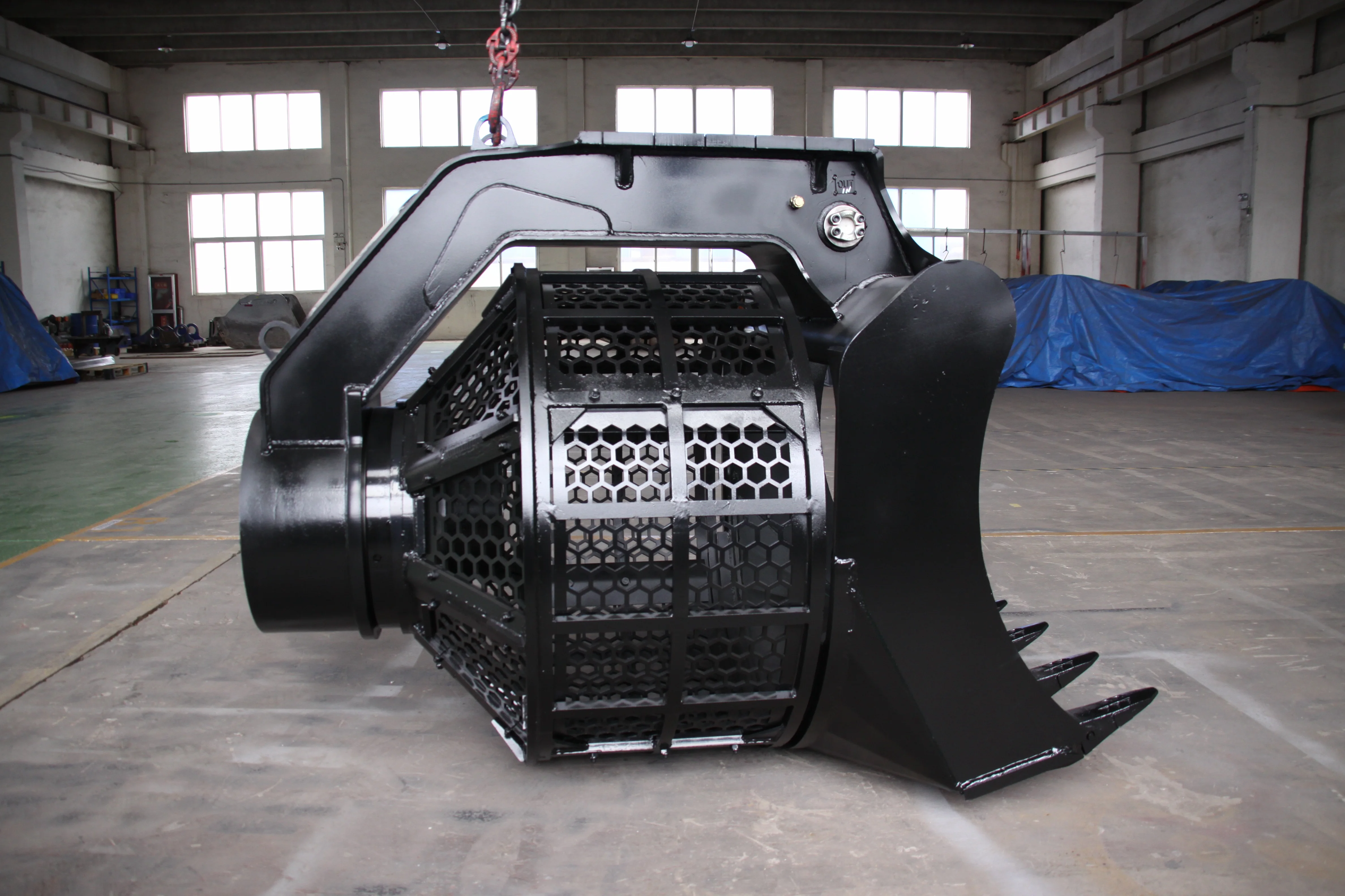 TYPHON 600mm Skeleton Screening Bucket – Mud Bucket For Komatsu Mini Excavators
