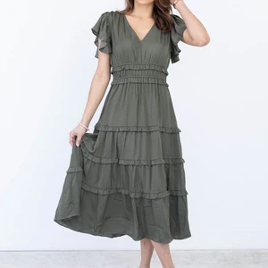 High Quality Solid Color Ladies Elegant Crew Neck Short Sleeve High Waist Women Casual Dresses