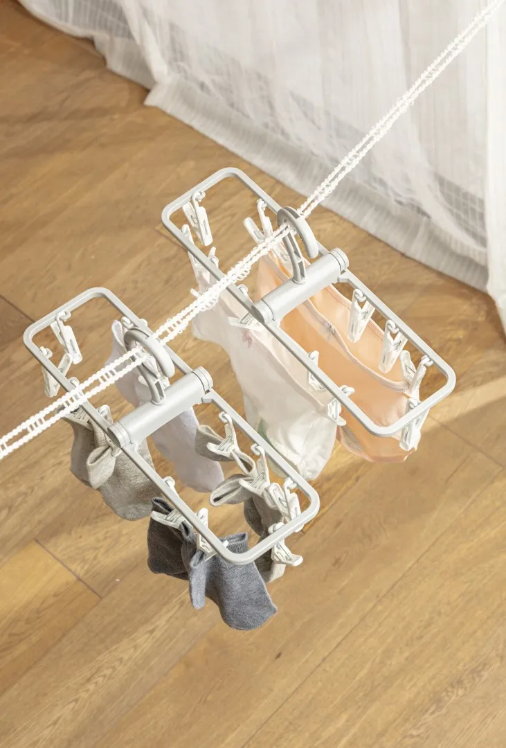 SOLELY Factory's Hot Sale Foldable Hanging Drying Rack with 12 Clips hanger Wardrobe Balcony Bathroom Living room