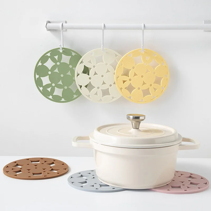 Modern Design Household Tray Mat 5mm Thick Hollow Silicone Insulation Heat-resistant Dining Table Pot Cup Mat