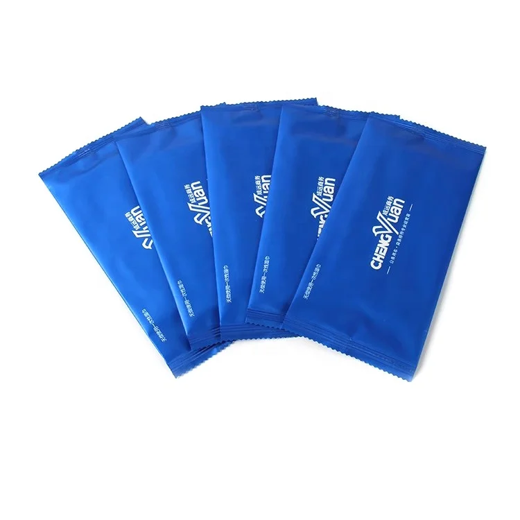 Lot De 30 Lingettes Humides Jetables Emballées Individuellement - Pour Mains Et Visage - Idéal Voyage Et Hôtel
