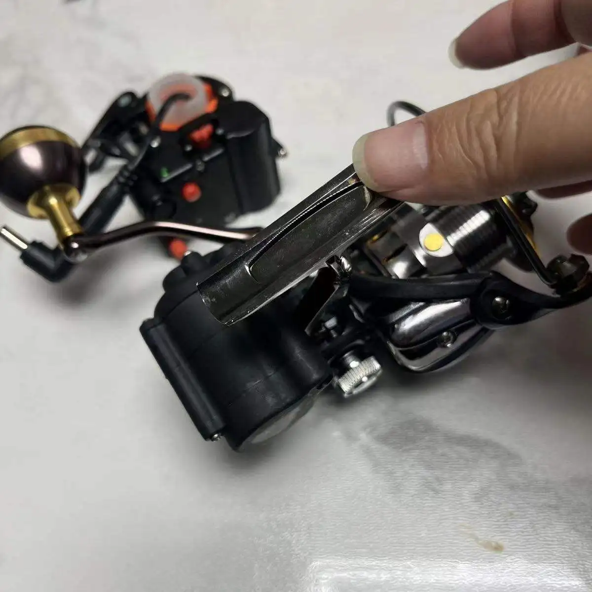 automatic electric fishing reel Fathom 30 Daiwa Japan worked with teams from Australia and America for this reels development Daiwa Sea Power Power Assist