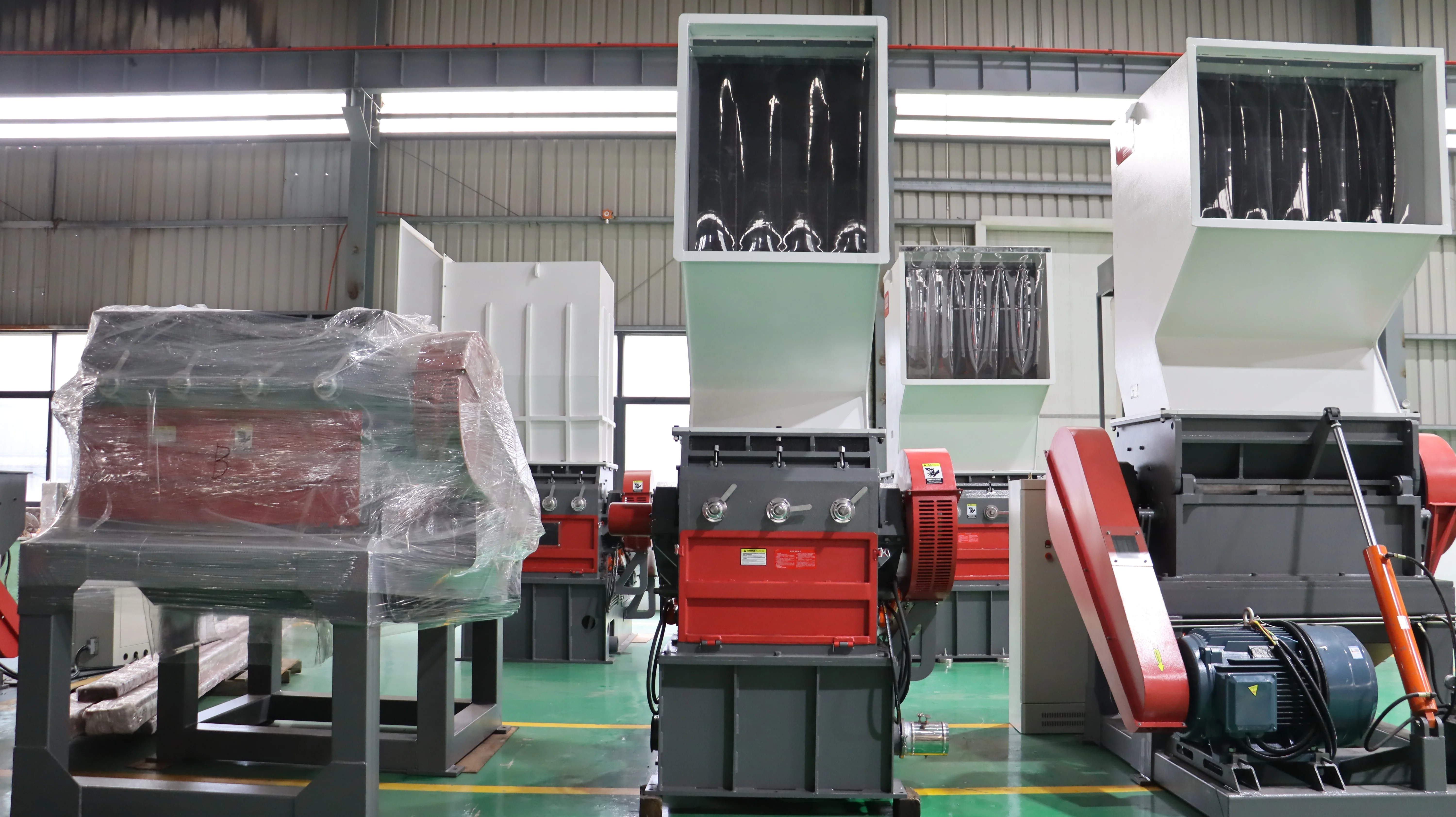 PET Polyester Fiber Recycling Machine Textile Scrap Grinder