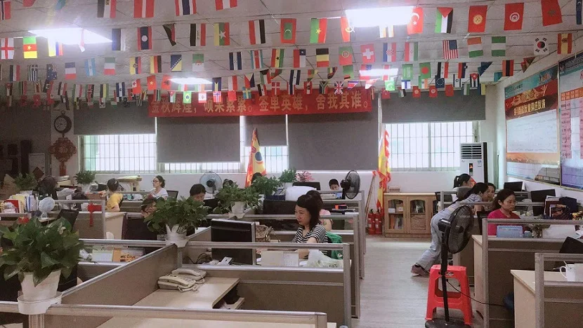 Wholesale Customized Logo Non-Stick BBQ Grilling Locking Tong Food Cooking Kitchen Silicone Tongs with Base factory